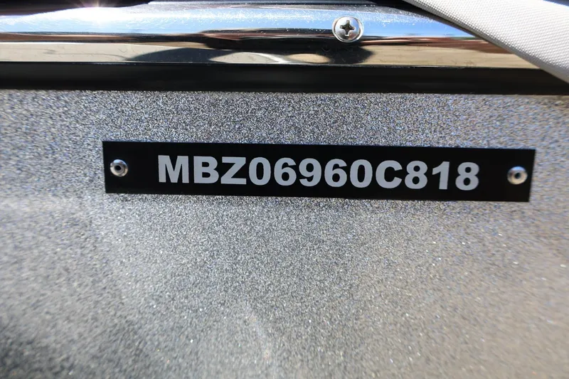 Slide: The Image of MB B52 23 2018 - 52