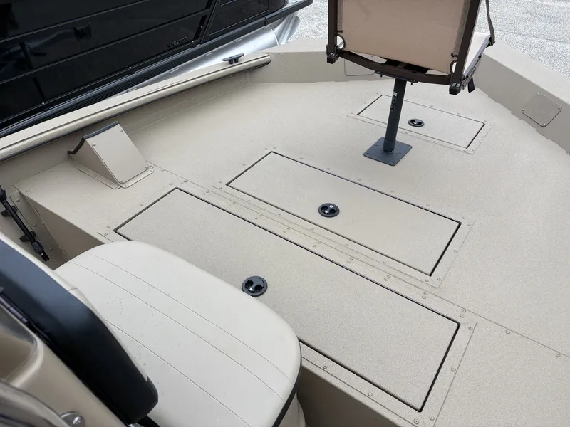 Slide: The Image of SeaArk Shadow 187 2025 - 9