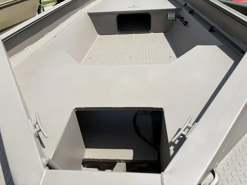 Slide: The Image of Edge Duck Boats Standard Series 553 2025 - 5