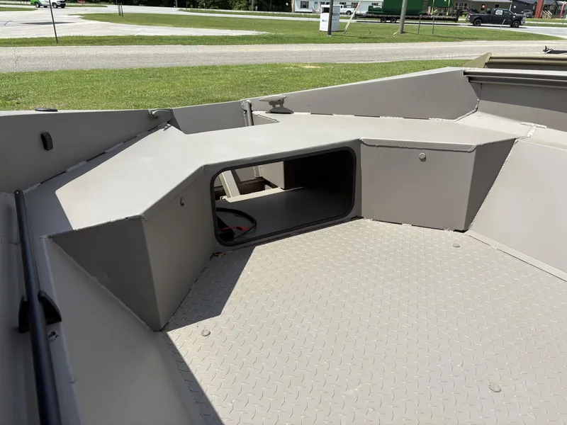 Slide: The Image of Edge Duck Boats Standard Series 553 2025 - 7