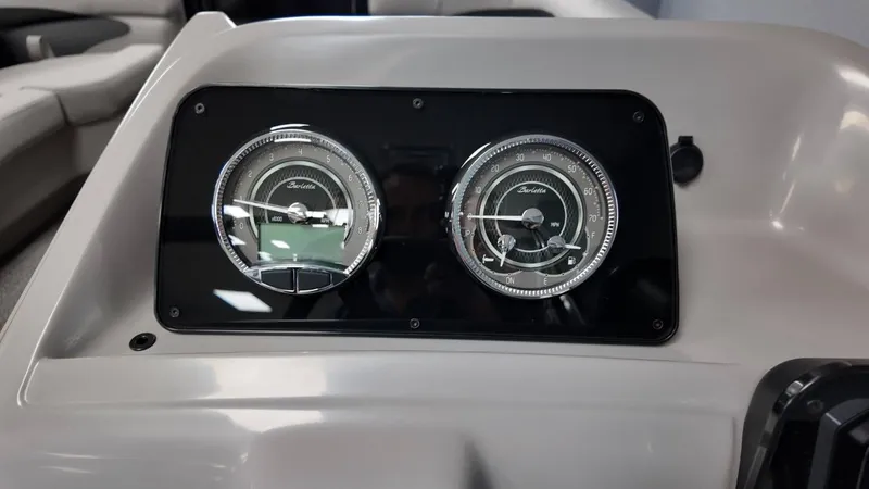 Slide: The Image of Dashboard of 2026 Barletta ARIA A22UC with gauges. - 32