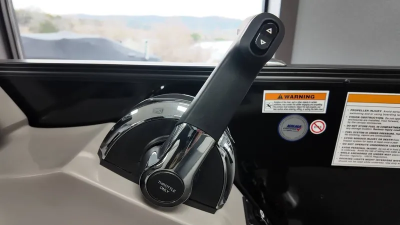 Slide: The Image of Close-up of the throttle lever on Barletta ARIA A22UC 2026. - 38