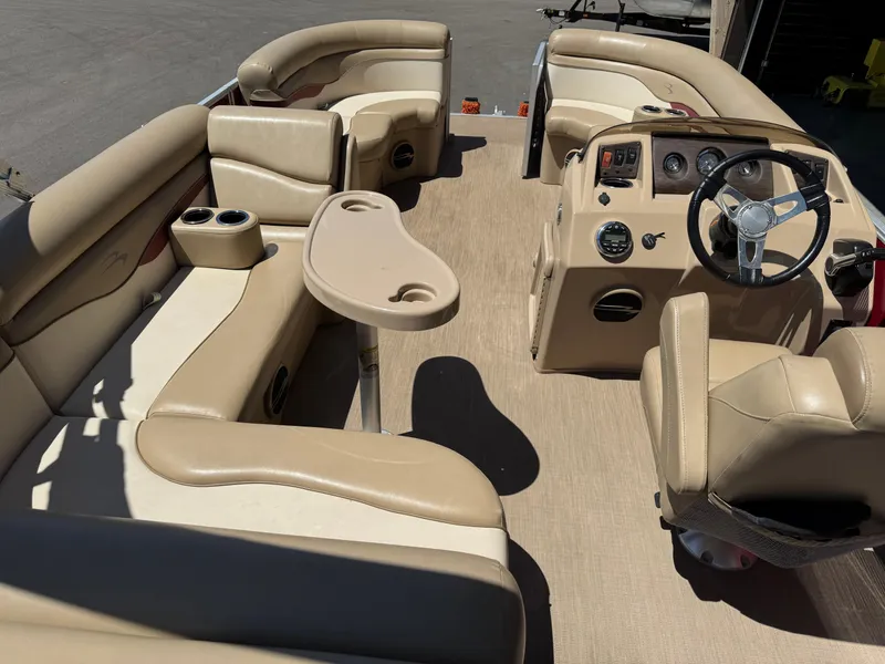 Slide: The Image of Bennington 20SLXDL 2017 - 10