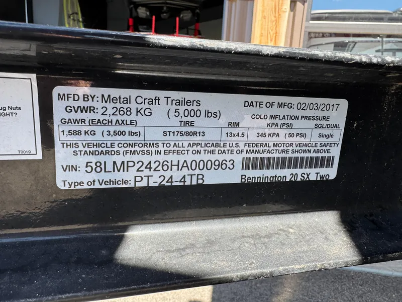 Slide: The Image of Bennington 20SLXDL 2017 - 15