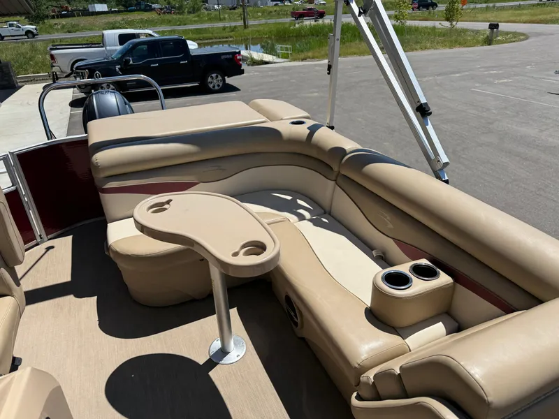 Slide: The Image of Bennington 20SLXDL 2017 - 9