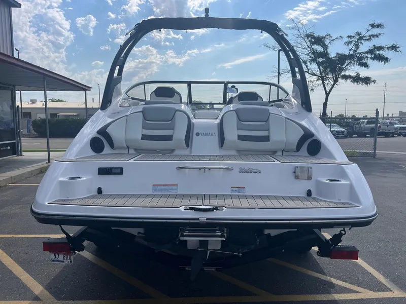 Slide: The Image of Yamaha 212S 2020 - 4