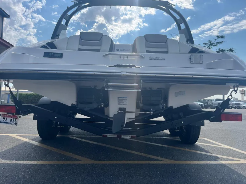 Slide: The Image of Yamaha 212S 2020 - 5