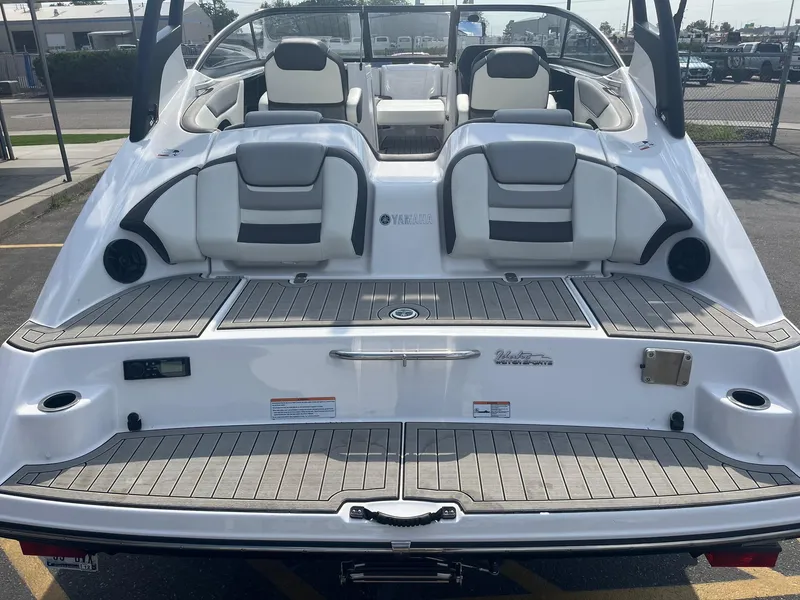 Slide: The Image of Yamaha 212S 2020 - 6