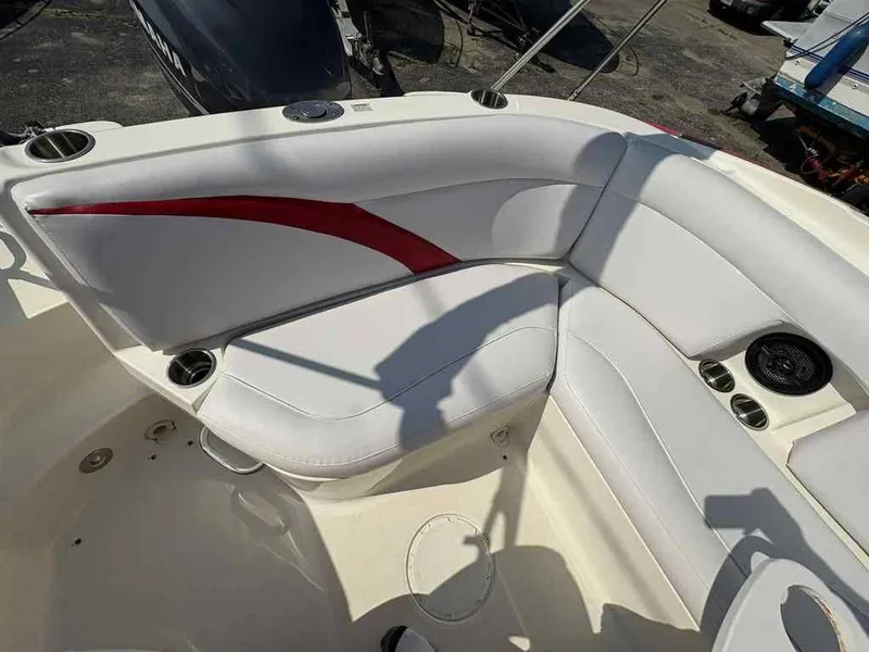 Slide: The Image of Hurricane FunDeck GS 220 OB 2009 - 10