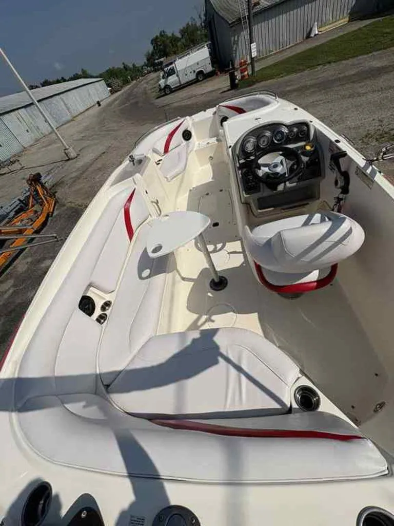 Slide: The Image of Hurricane FunDeck GS 220 OB 2009 - 3