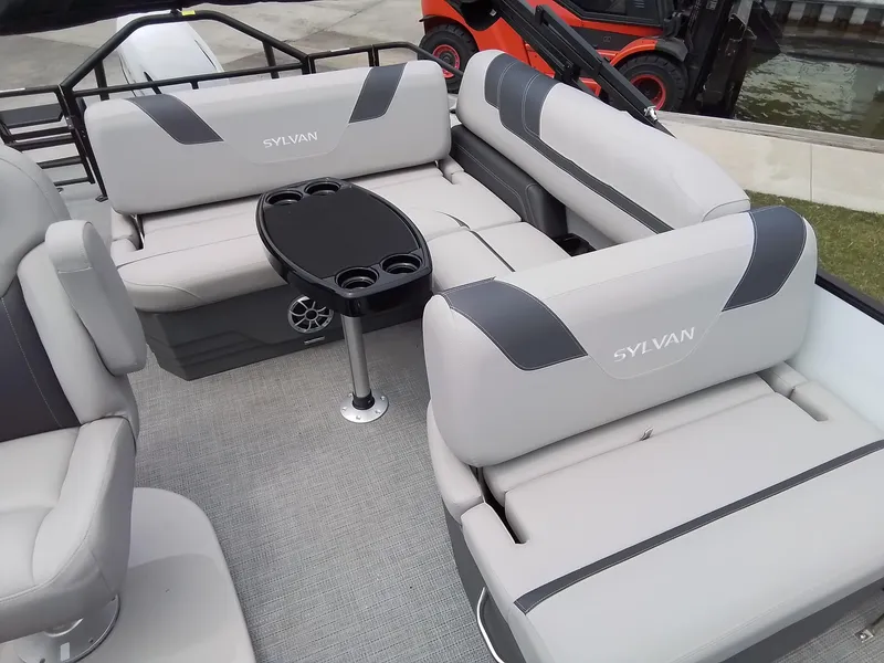 Slide: The Image of Sylvan L-3 CLZ 2025 - 25