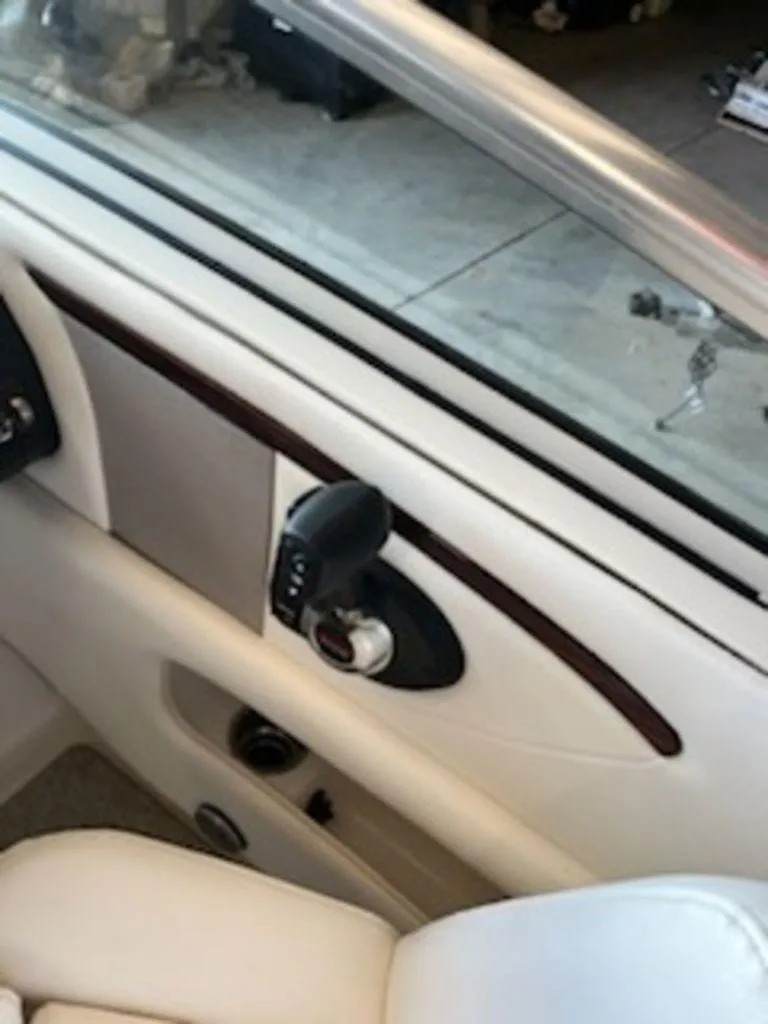 Slide: The Image of Sea Ray 250 SLX 2008 - 7