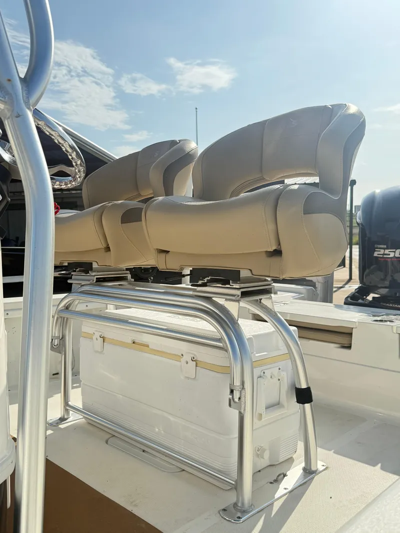 Slide: The Image of NauticStar 227 XTS BAY 2019 - 22