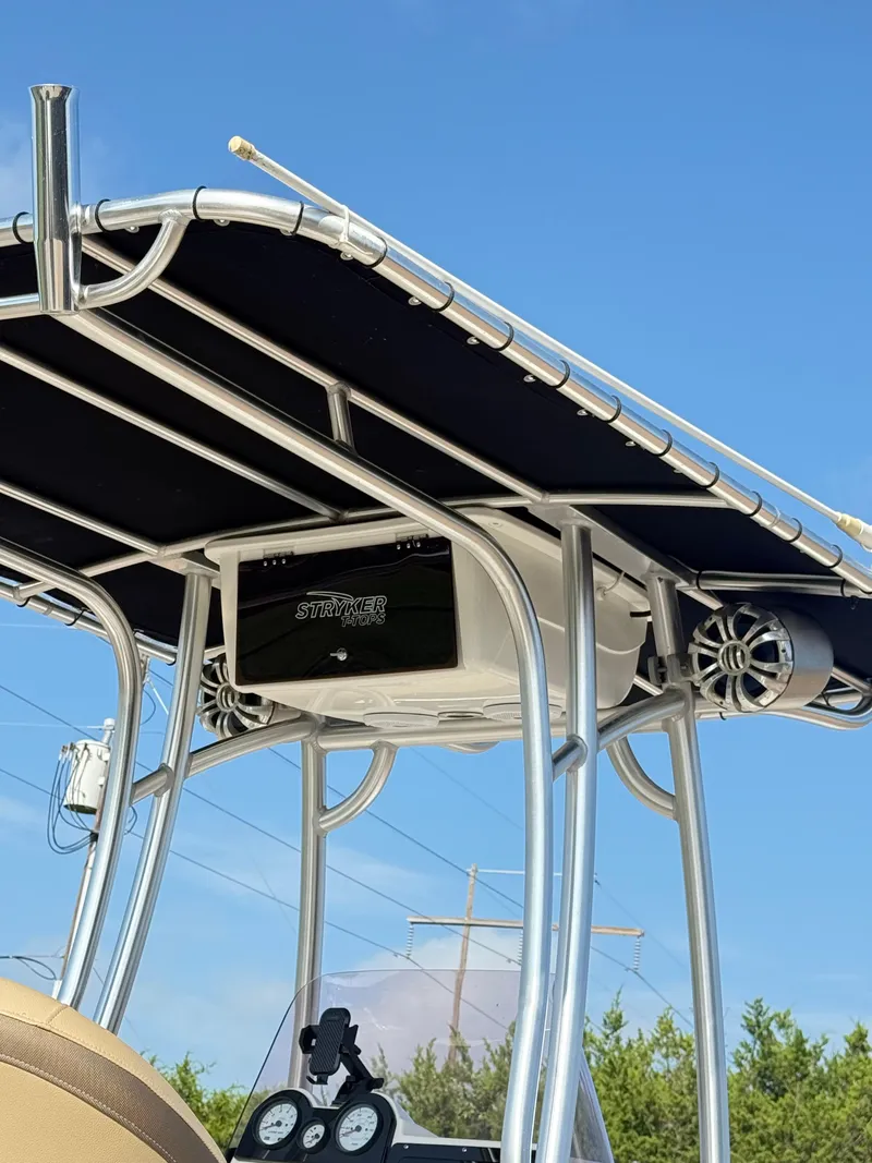 Slide: The Image of NauticStar 227 XTS BAY 2019 - 28