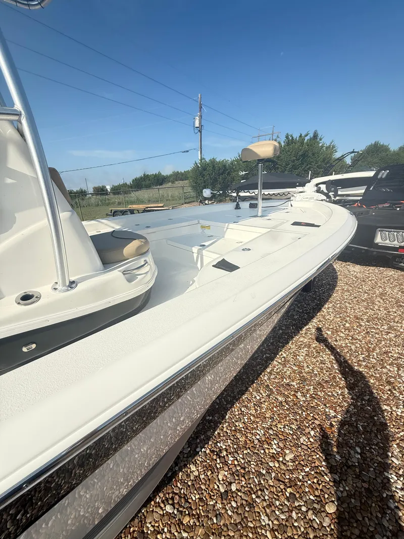 Slide: The Image of NauticStar 227 XTS BAY 2019 - 4