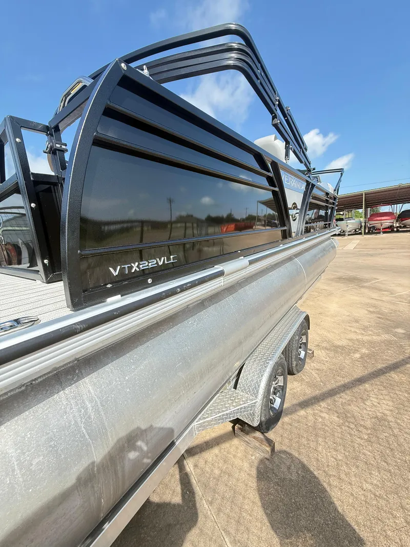 Slide: The Image of Veranda VTX22VLC 2023 - 11