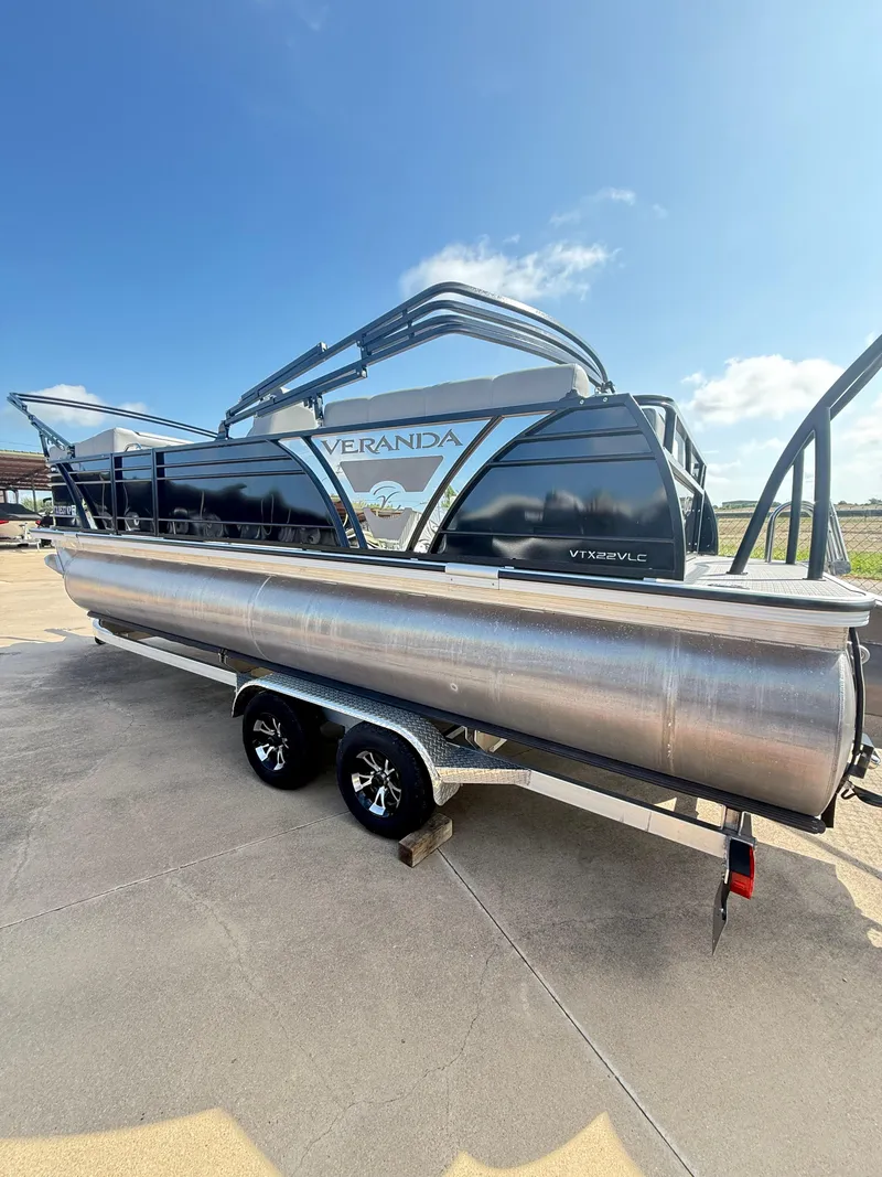 Slide: The Image of Veranda VTX22VLC 2023 - 4