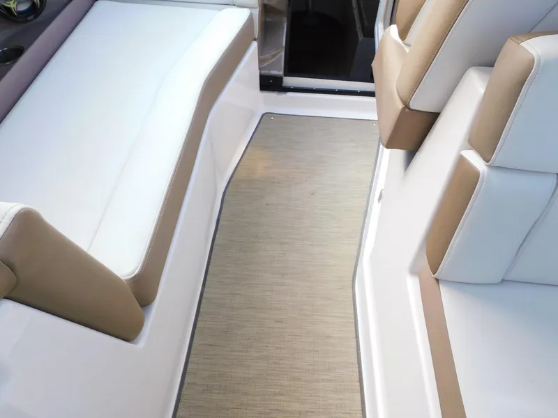 Slide: The Image of Regal 28 Express 2016 - 31