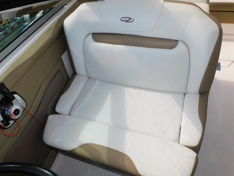 Slide: The Image of Regal 28 Express 2016 - 36