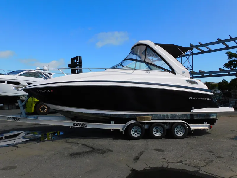 Slide: The Image of Regal 28 Express 2016 - 6