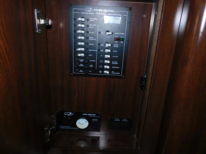 Slide: The Image of Regal 28 Express 2016 - 64