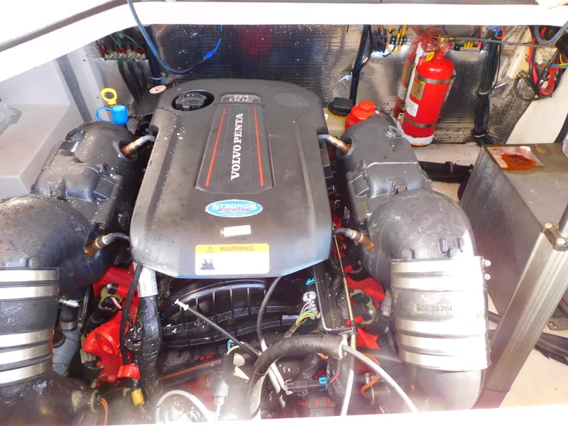 Slide: The Image of Regal 28 Express 2016 - 83