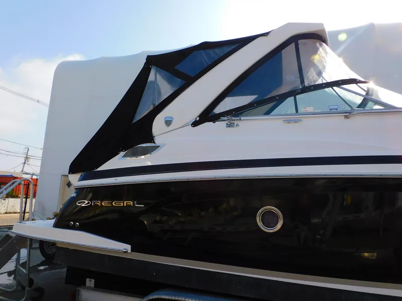 Slide: The Image of Regal 28 Express 2016 - 9