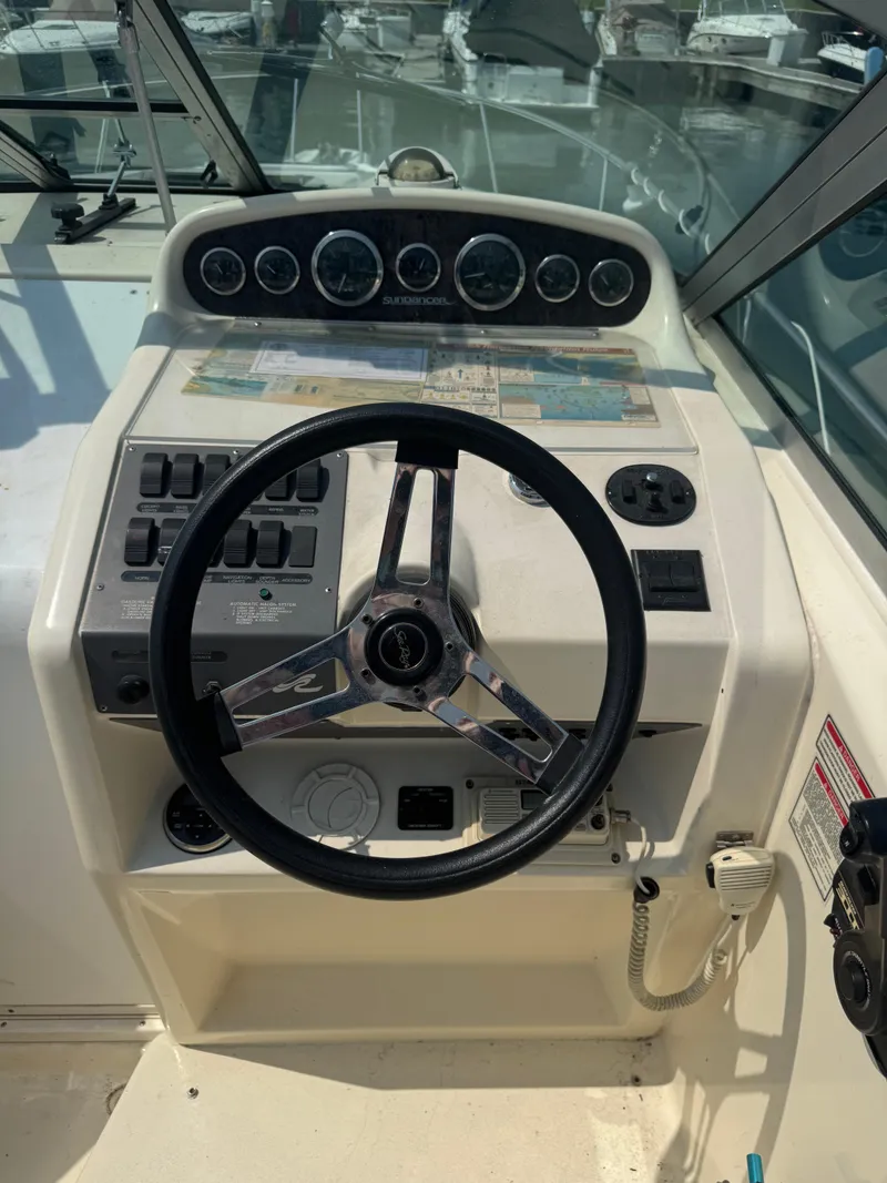 Slide: The Image of Sea Ray 270 Sundancer 1997 - 2