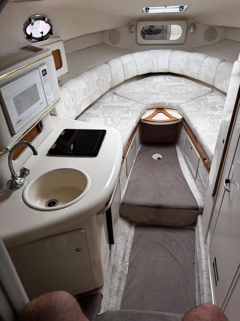 Slide: The Image of Sea Ray 270 Sundancer 1997 - 3