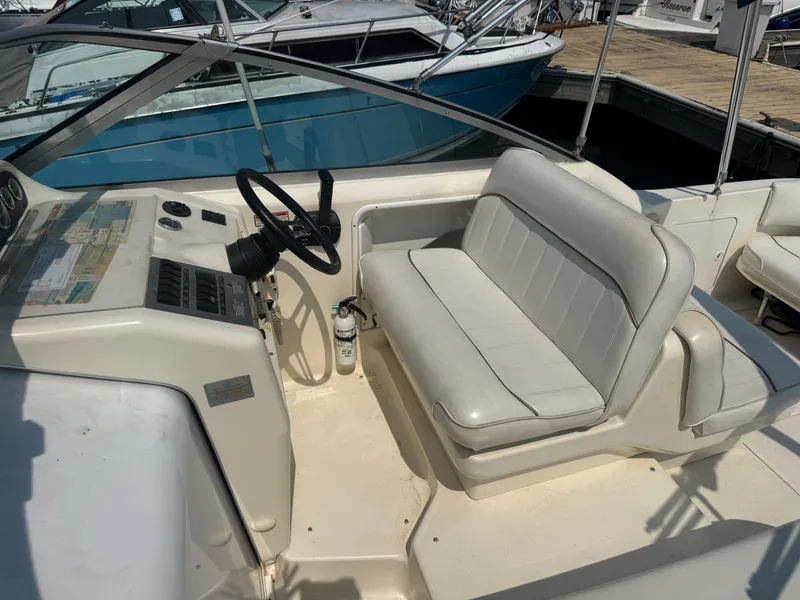 Slide: The Image of Sea Ray 270 Sundancer 1997 - 9