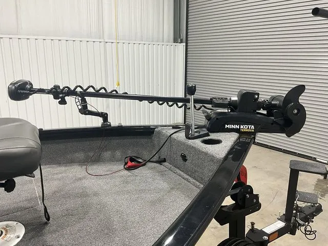 Slide: The Image of Tracker Pro Guide 160 2021 - 12