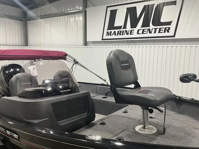 Slide: The Image of Tracker Pro Guide 160 2021 - 4