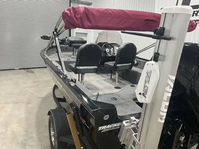 Slide: The Image of Tracker Pro Guide 160 2021 - 6