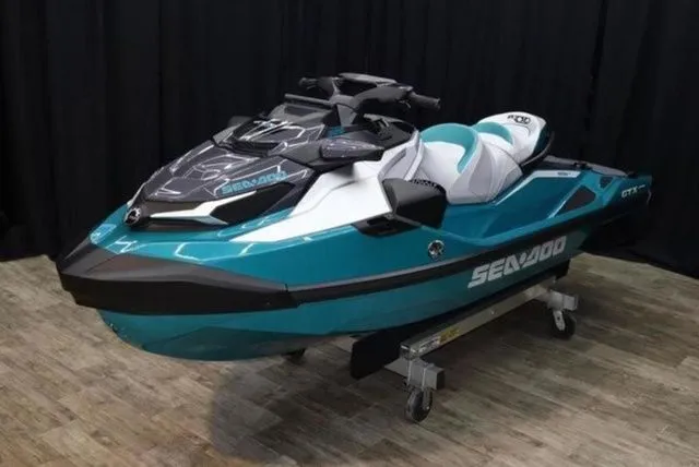 Slide: The Image of Sea-Doo GTX 2025 - 10