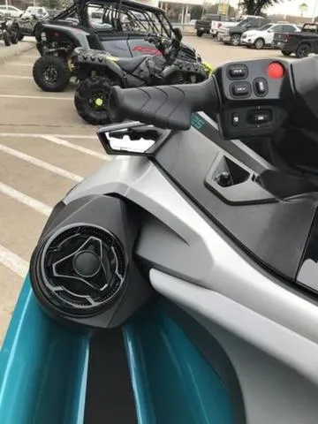 Slide: The Image of Sea-Doo GTX 2025 - 9