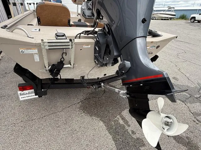 Slide: The Image of Avid 18 Rogue SC 2024 - 16