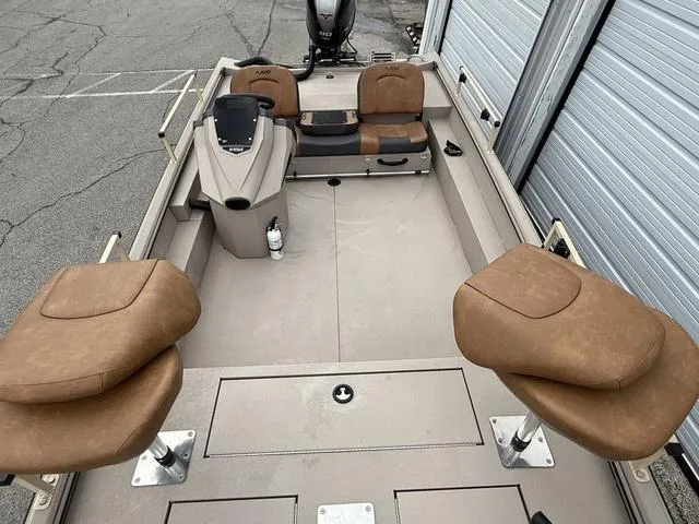 Slide: The Image of Avid 18 Rogue SC 2024 - 8