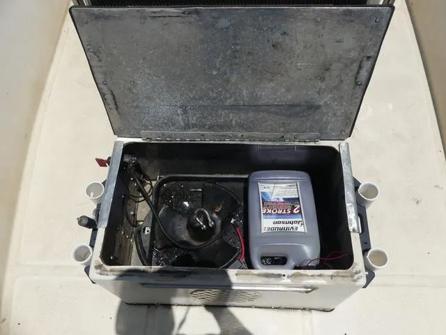 Slide: The Image of Key West 1700 Sportsman 1992 - 10