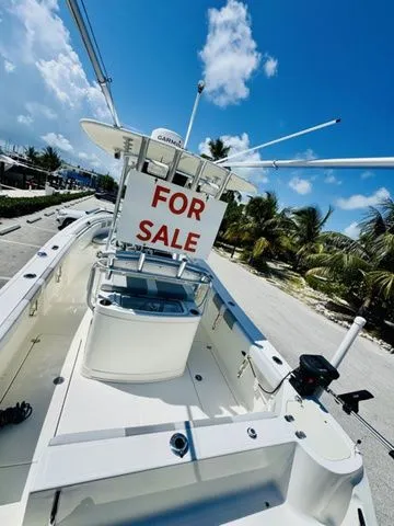 Slide: The Image of Mako 234 Center Console 2020 - 11