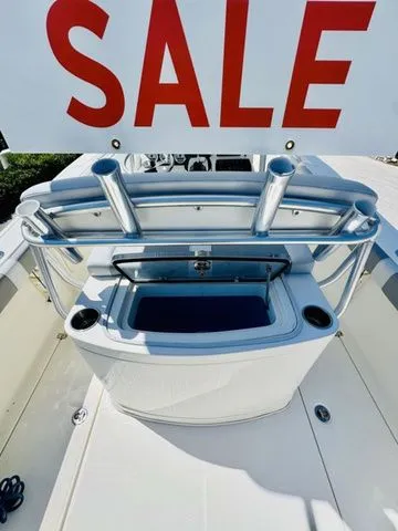 Slide: The Image of Mako 234 Center Console 2020 - 12