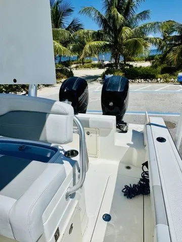 Slide: The Image of Mako 234 Center Console 2020 - 9