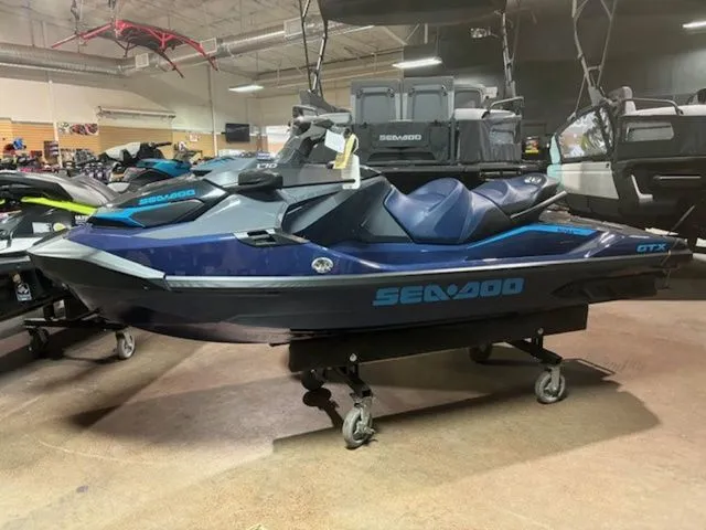 Slide: The Image of Sea-Doo GTX 170 2025 - 2