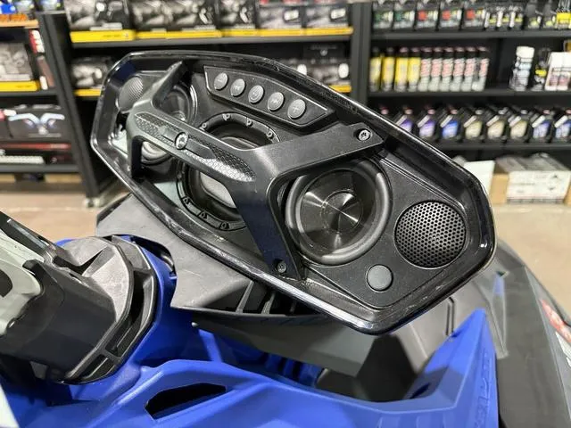 Slide: The Image of Sea-Doo Spark® Trixx™ 3-up Rotax® 900 H.O. ACE™ IBR 2022 - 4