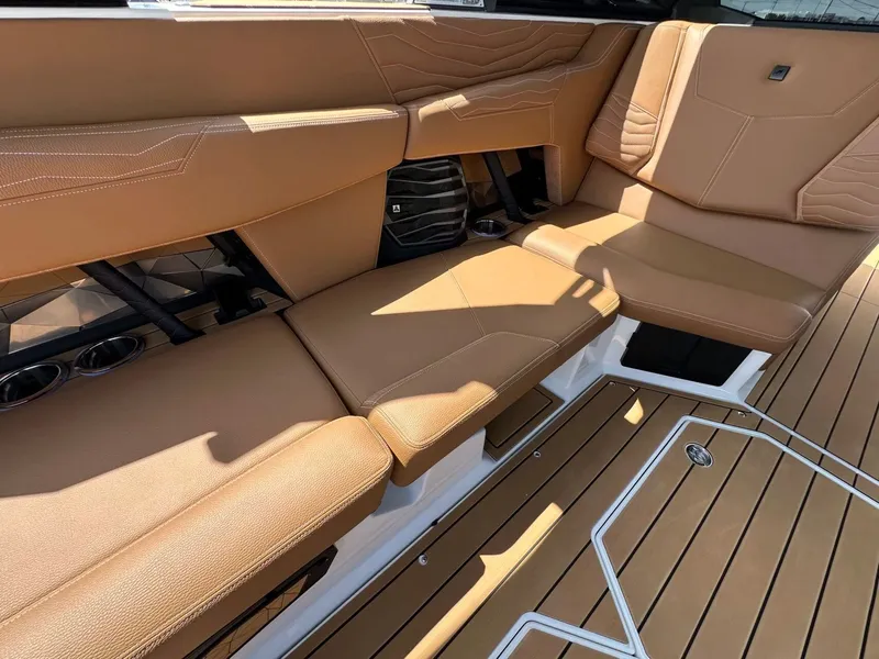 Slide: The Image of Nautique G23 2026 - 13