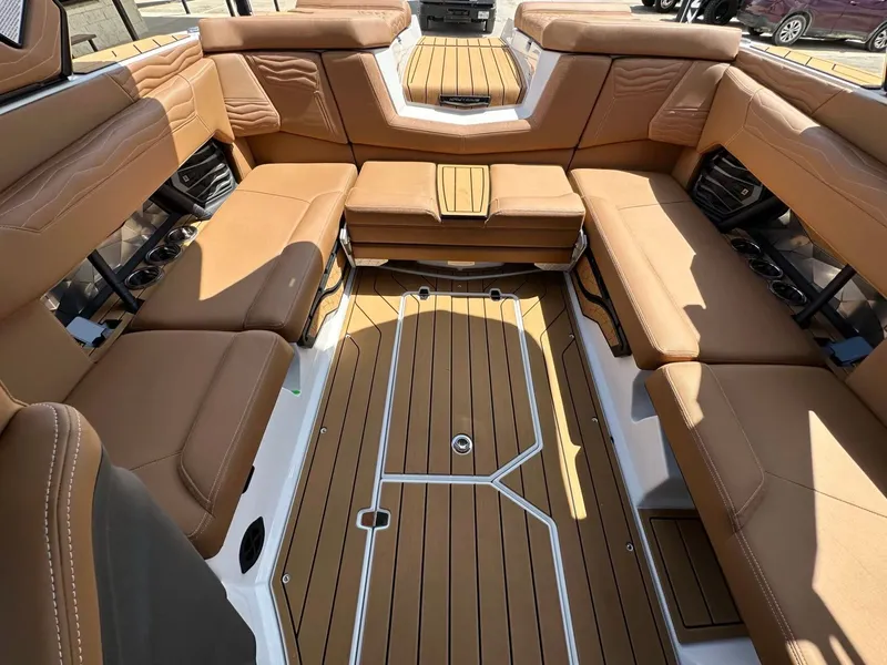 Slide: The Image of Nautique G23 2026 - 28