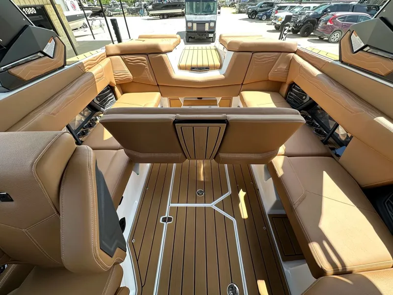 Slide: The Image of Nautique G23 2026 - 29