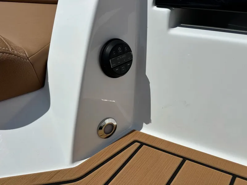 Slide: The Image of Nautique G23 2026 - 40