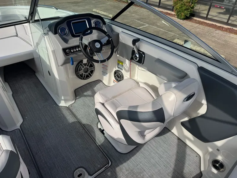 Slide: The Image of Chaparral 21 Surf 2021 - 10