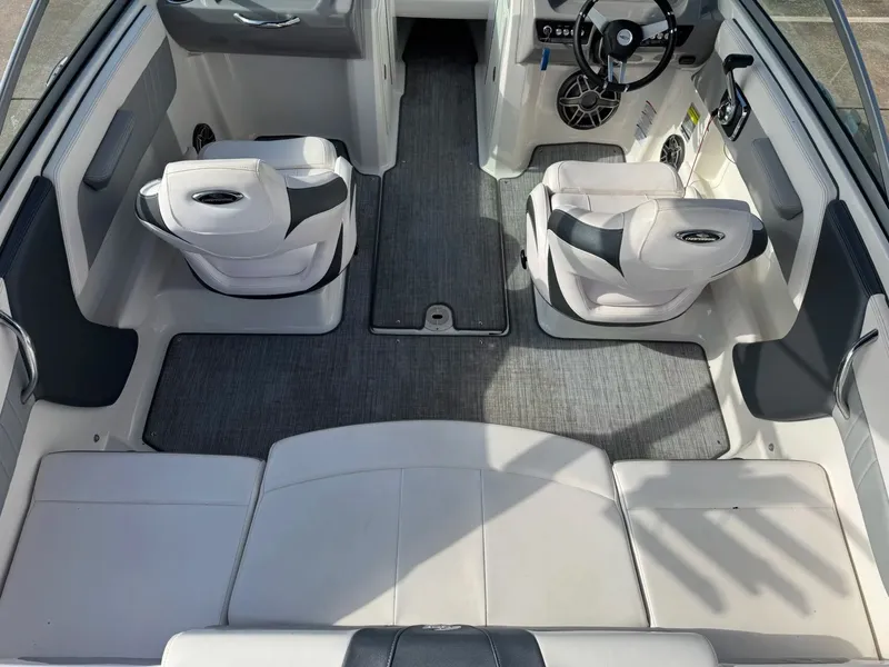 Slide: The Image of Chaparral 21 Surf 2021 - 9