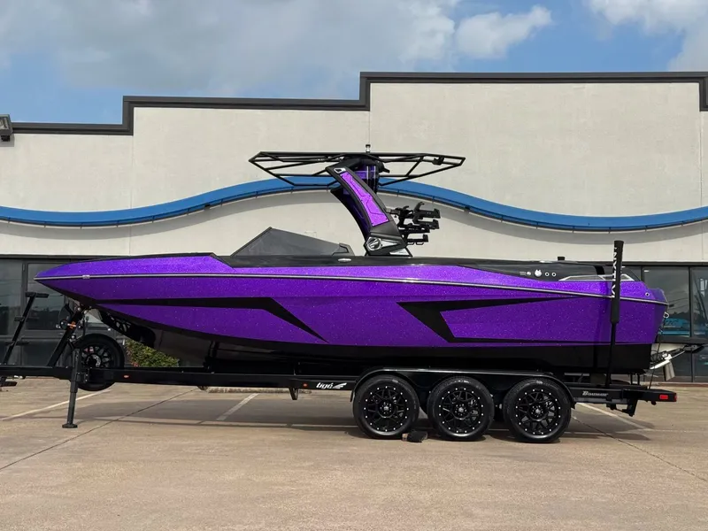 Slide: The Image of Tigé 24RZX 2024 - 1